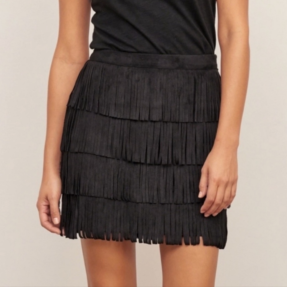 Abercrombie & Fitch Black Fringe Faux Suede Leather Mini Skirt Size 10 - Picture 2 of 10
